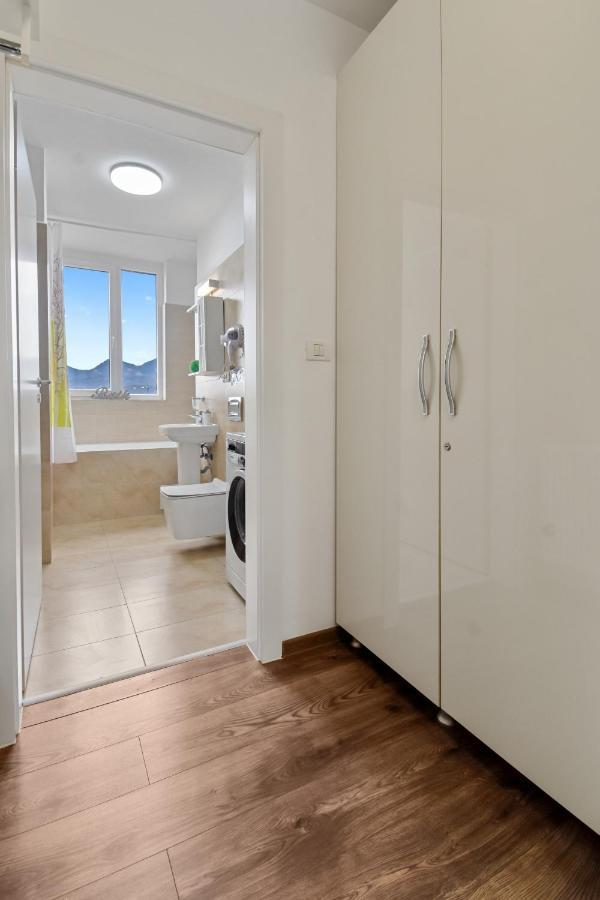 브라쇼브 Modern In New Building With Panoramic View 아파트 외부 사진